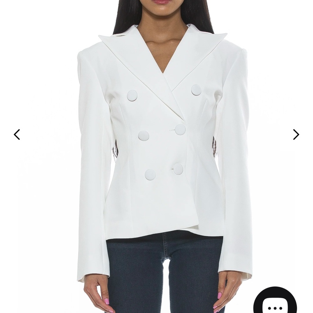 Alexia Admor Lianne Blazer - chic white double breasted, peak lapels size 10 EUC